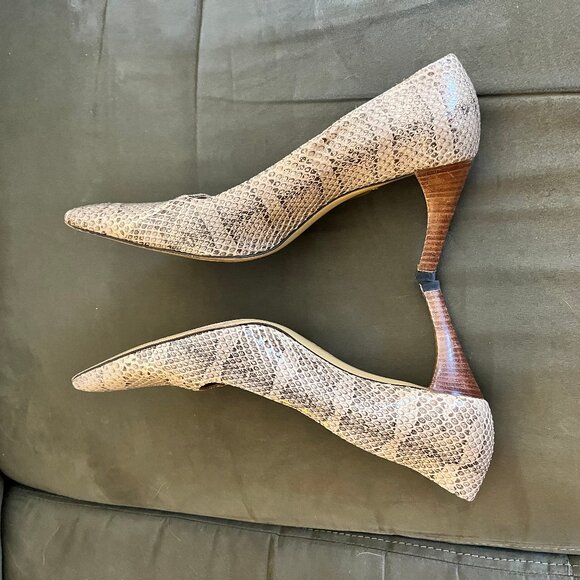 Vintage Gucci Snakeskin Heels Size 37 1/2 C - Picture 9 of 14
